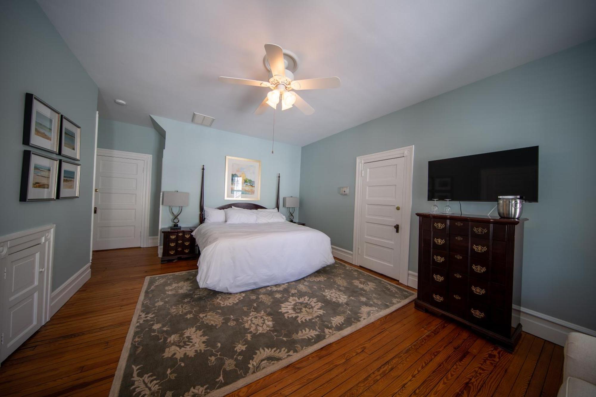 The Edenton Collection-Captain'S Quarters Inn Habitación foto